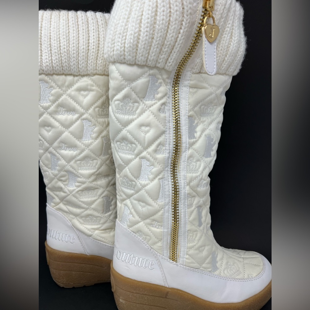 Juicy Couture ❄️ Snow Zip Quilted Nylon Boots Wedge Ivory Knit Size 8